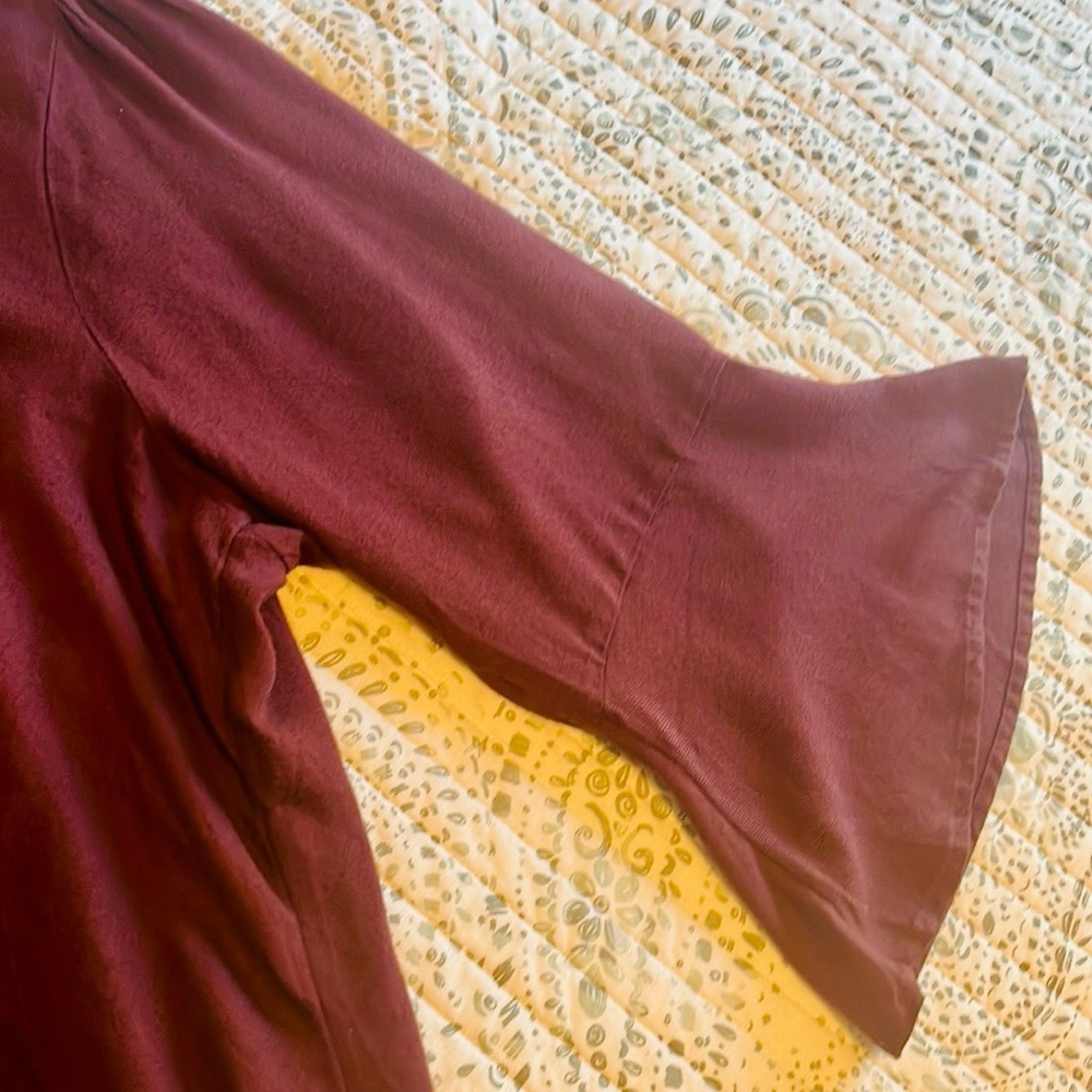 🍷Torrid Button Front Blouse – Size 4🍷 cross-listed - Picture 3 of 6